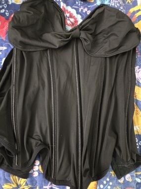 NWT Torrid Vintage Black Corset With Bow